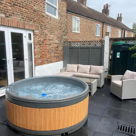 Nyaraló Pinfold House Wistow