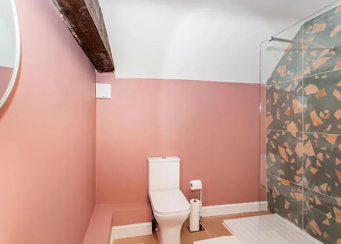 Pinfold House * Wistow