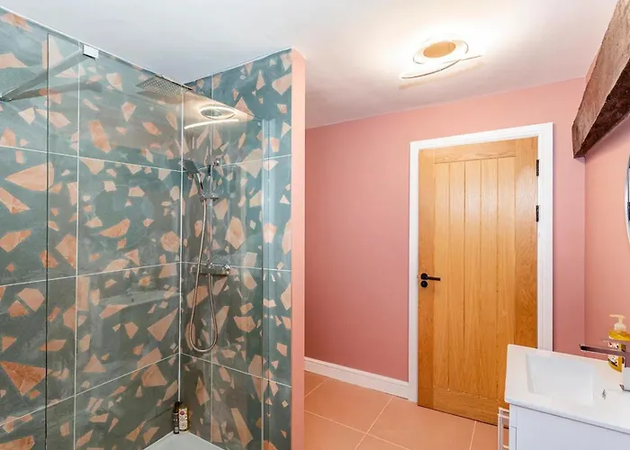 Pinfold House * Wistow