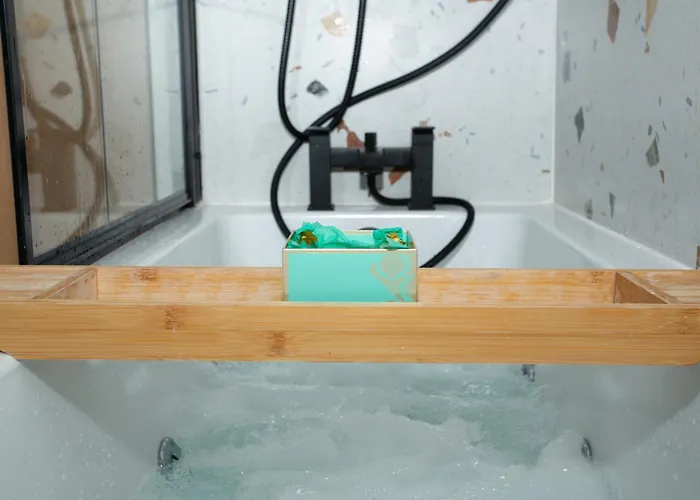 Nyaraló Pinfold House Wistow