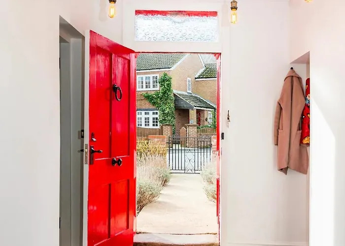 Pinfold House * Wistow